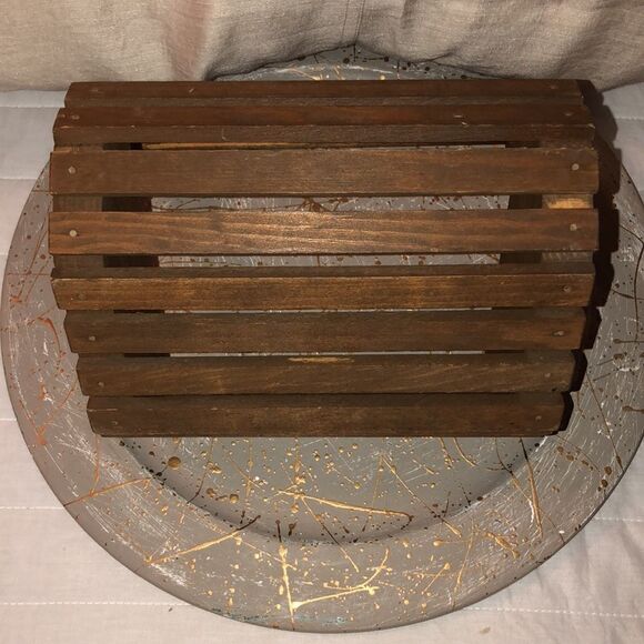 Vintage Brown Handmade Farmhouse Wooden Basket - Picture 8 of 9